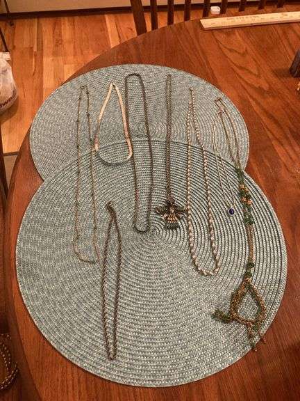 Necklaces and chains image