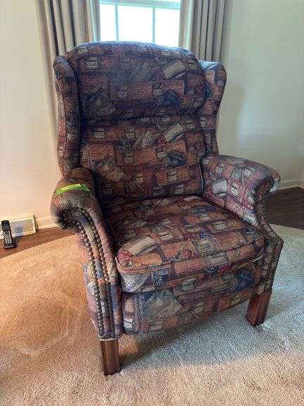 Bradington Young high back recliner, very comfy! image