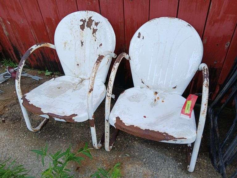 2 shell back lawn chairs image