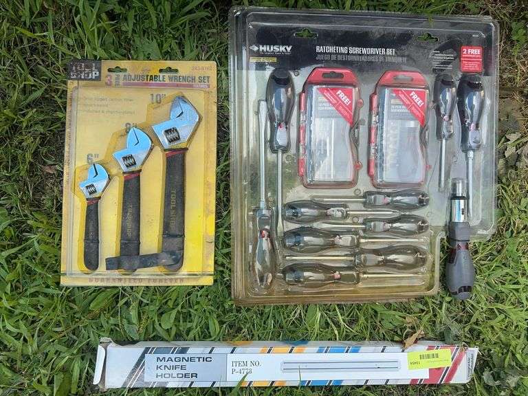 Magnetic knife holder, adjustable wrench set, ratcheting screwdriver set image
