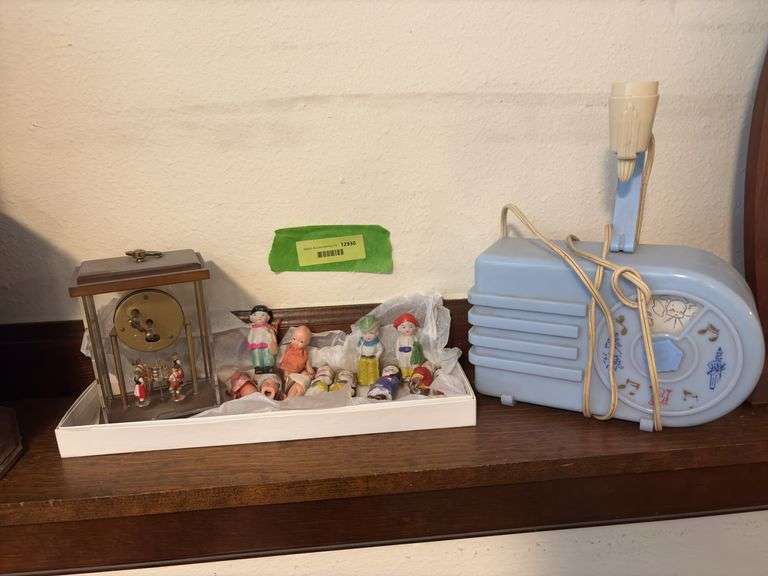 Schmid West Germany key wind clock with revolving dancers, frozen Charlotte dolls and Musipix child's radio style music box lamp image