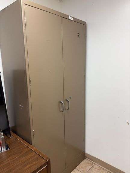 Metal Storage cabinet 36x18x76 image