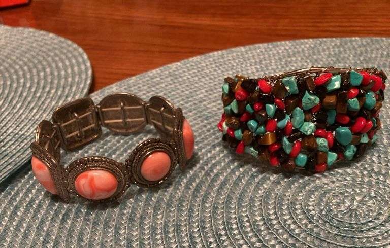 Bracelets image