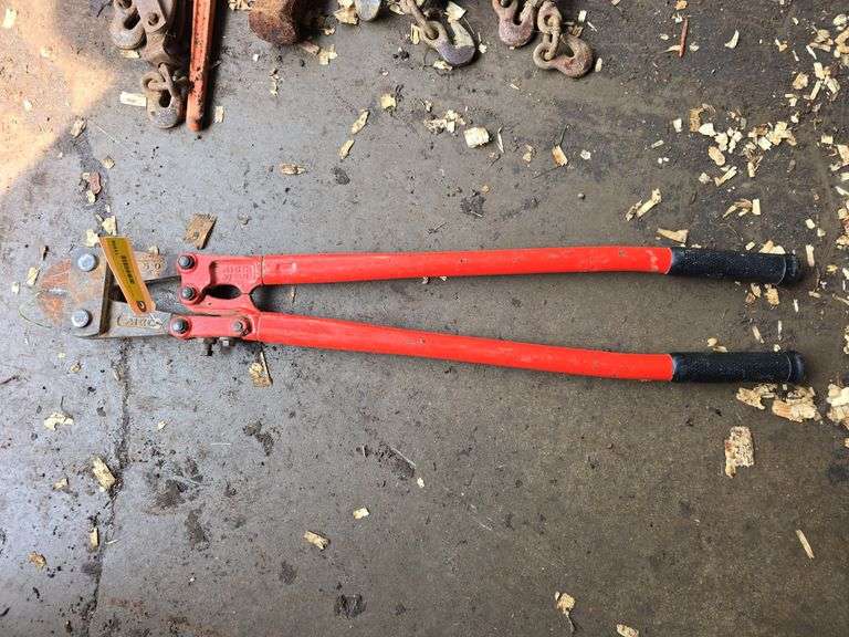 Bolt cutters image