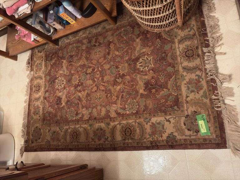 46x68 area rug image