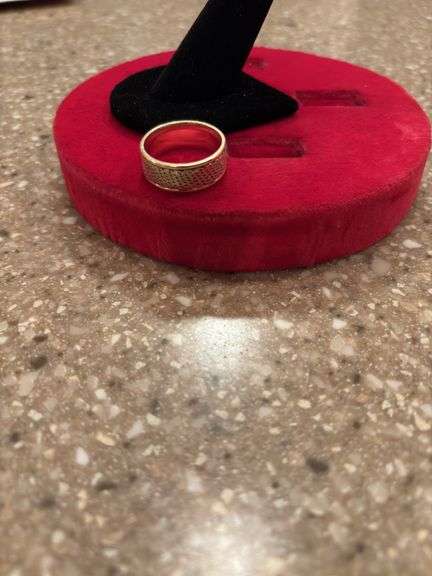 Gold comfort band, no markings, approximately size 10