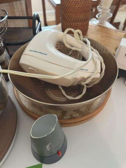 Stainless steel mixing bowl set, corn popper, waffle iron and more