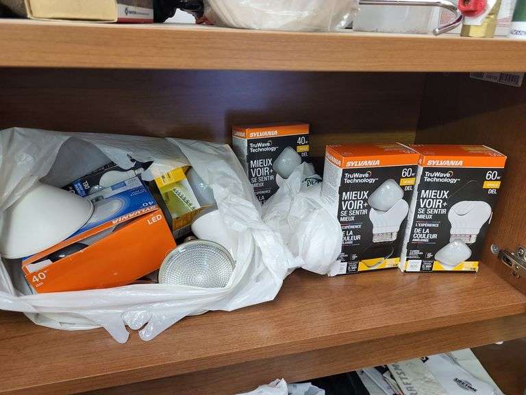 Light bulbs-Bring box to pack image