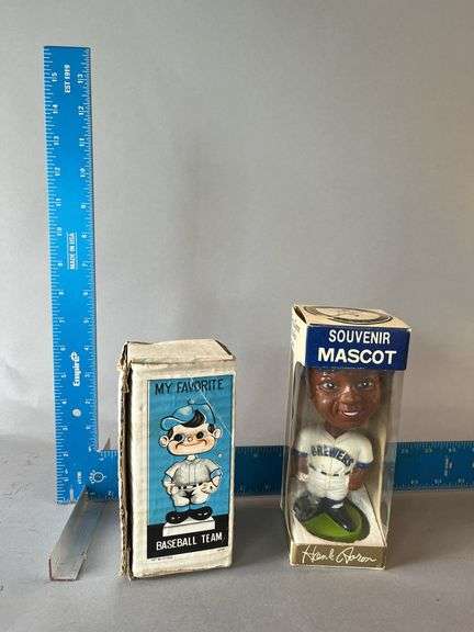 2 baseball bobbleheads-Hank Aaron, Oakland A's image
