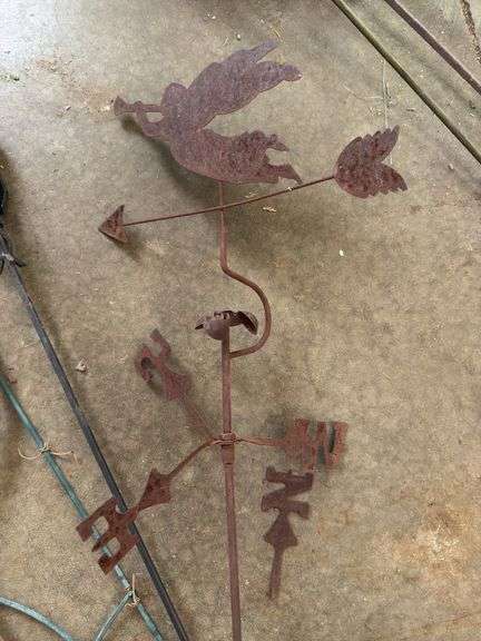 Four pieces yard art