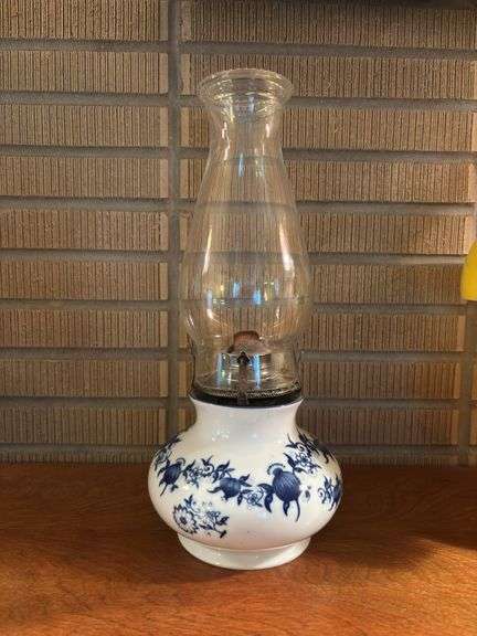 Vintage Lamplight Farm oil lamp, Bavaria- 13” tall image