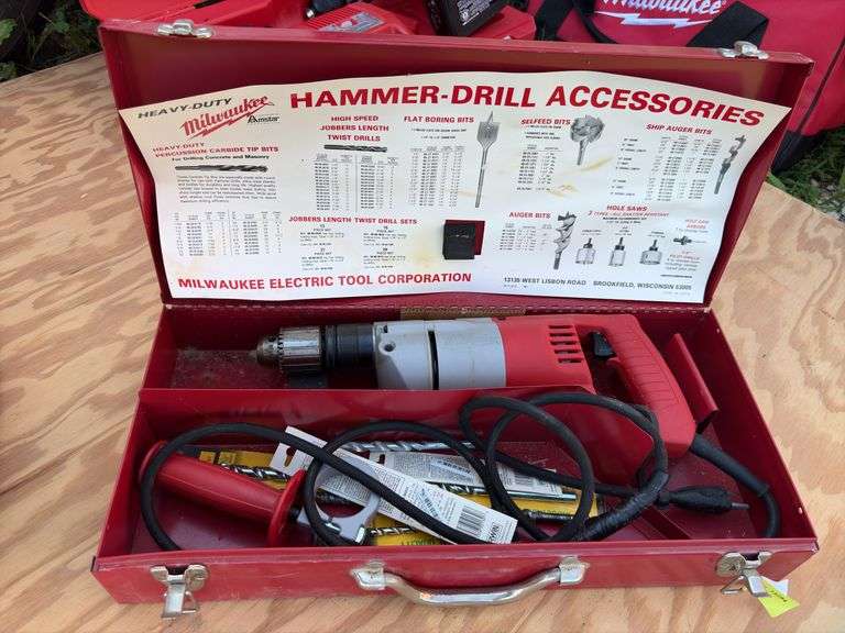 Milwaukee 1/2” hammer drill 5398 image