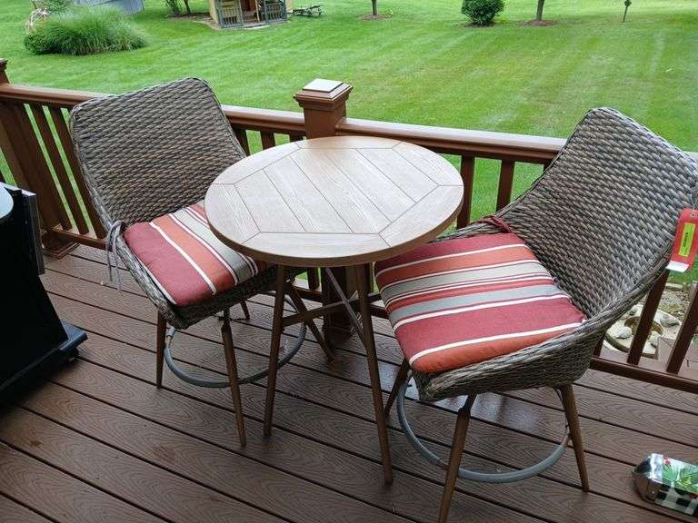 28" round bistro table and (2) 26" bar stools image