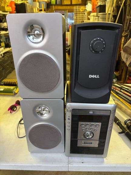 Fisher micro component system and speakers image