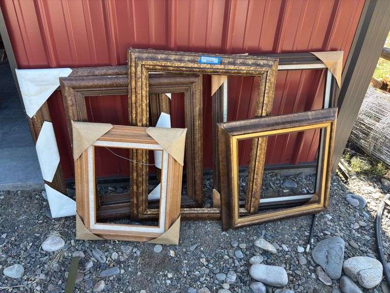Assorted wood frames image