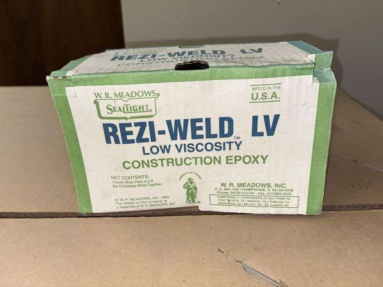 Rezi-Weld LV low viscosity construction epoxy Parts A & B image