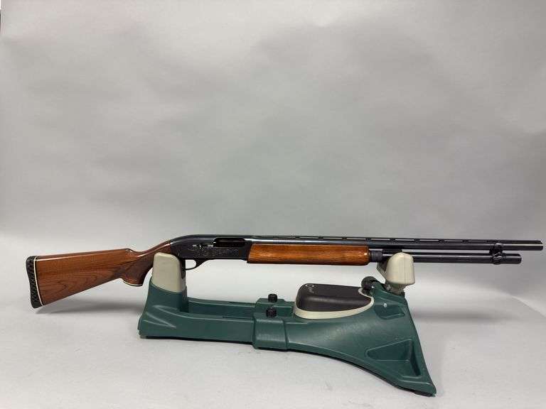 Remington Shotgun, Model 1100, SN L704883V, 12GA image