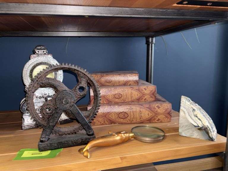Seven pieces of modern decor image