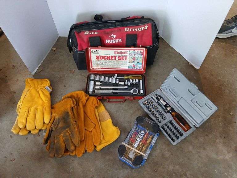 Drill bits, driver bits, new gloves image