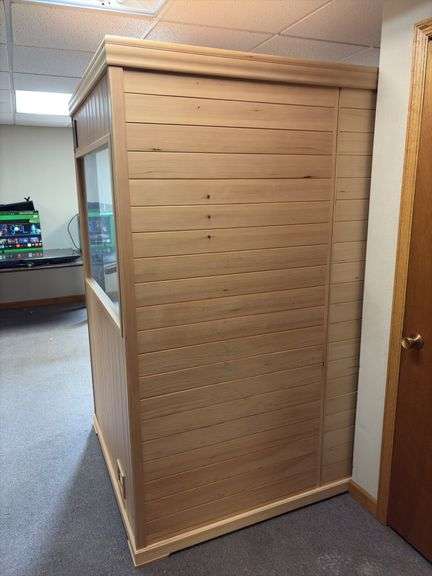 72x72x80 finnleo traditional? spa with optional Bluetooth These are untested floor model spas, sold AS IS