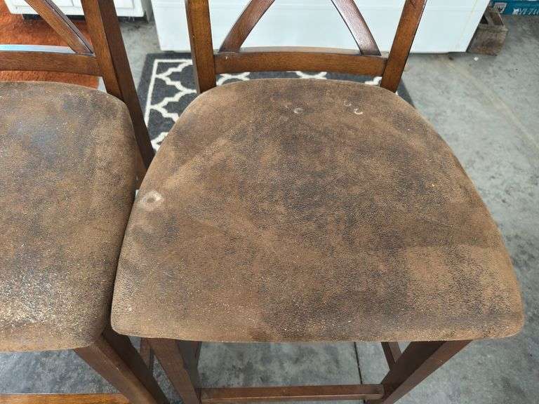 Pair 24" barstools
