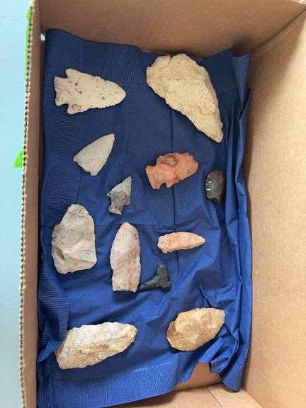 Arrowheads-approx 1.5” - 4” long image