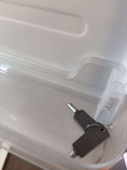 GE Freezer with key-like new 28x30x62 tray under included