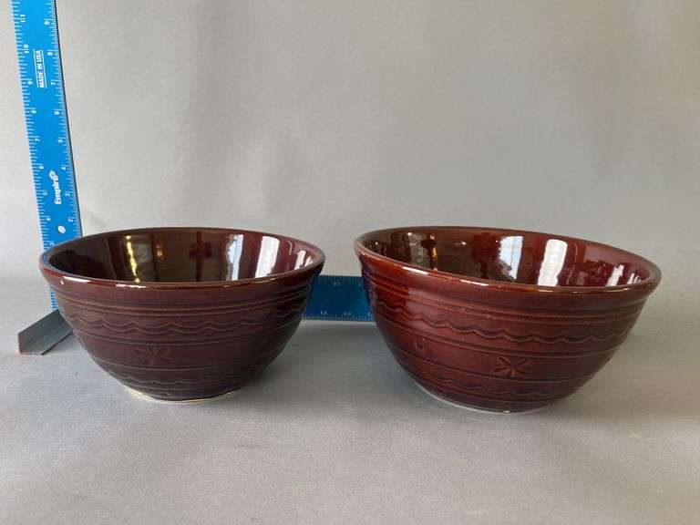 Mar-Crest nesting bowls 8" & 9” image