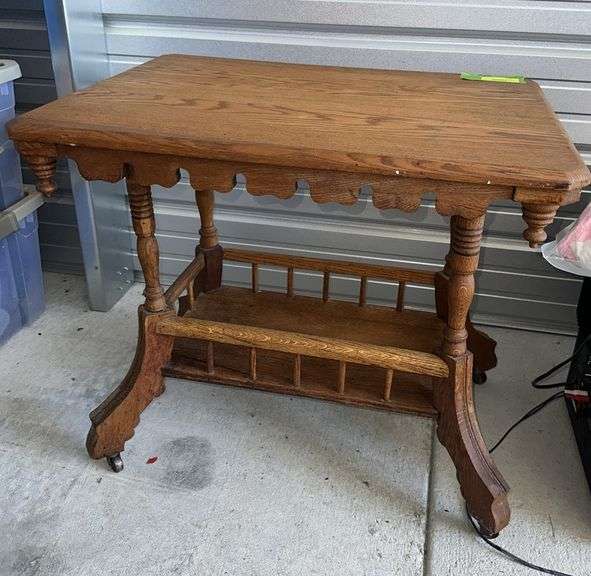 Oak parlor table image