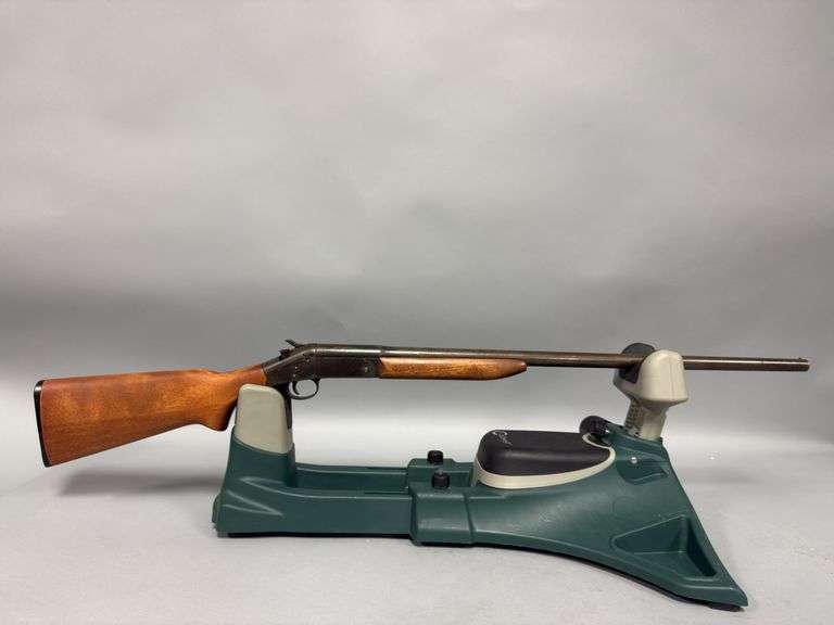 Harrington Richardson Shotgun, Model Topper 58, SN AR261419, 20GA image