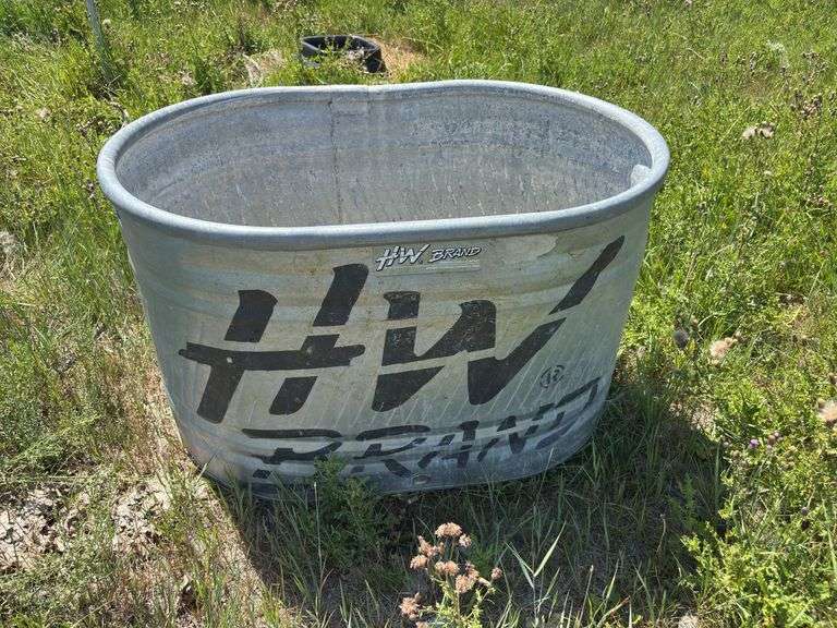 Small aluminum stock tank image