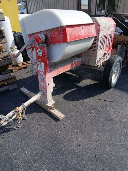 MultiQuip Whiteman portable cement mixer Honda GX 160 gas engine image