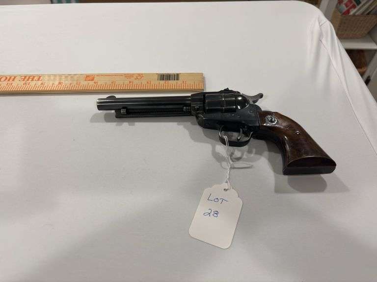 Sturm Ruger & Co. revolver Model single six 3 screw S#166905  cal .22 image