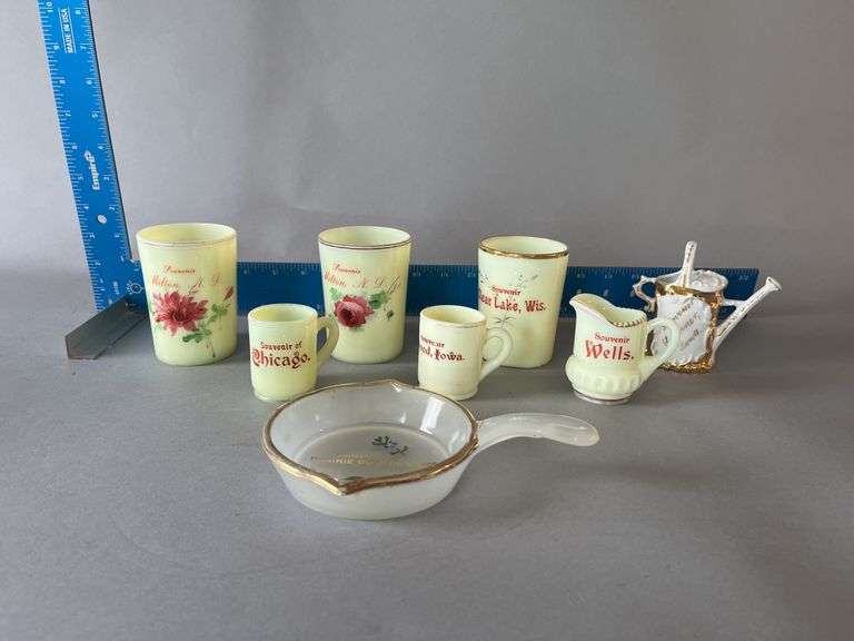 6 custard glass souviner items image