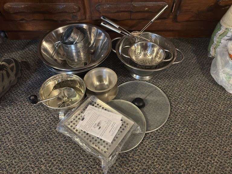 Stainless steel bowls, colanders, sieve, grease guards image