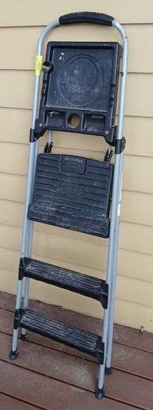 3 step folding painters ladder image