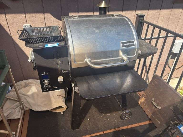 Camp chef MS pellet smoker with cover image
