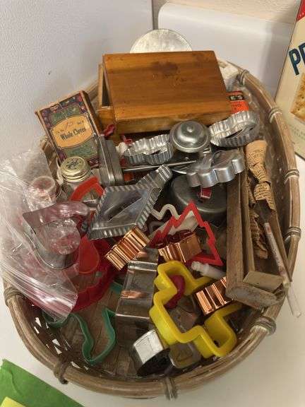 Cookie cutters, saccharometer candy thermometer, Premium crackers tin and other kitchen items