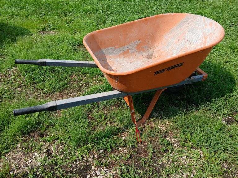 True temper steel wheel barrow orange image
