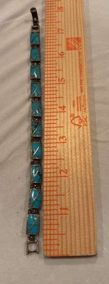 Turquoise bracelet image