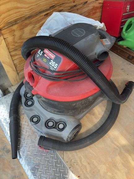 Craftsman 16 gallon wet/dey vac and accessories image