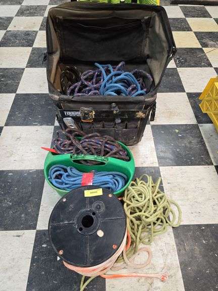 Rope, rope, rope, LOTS! image