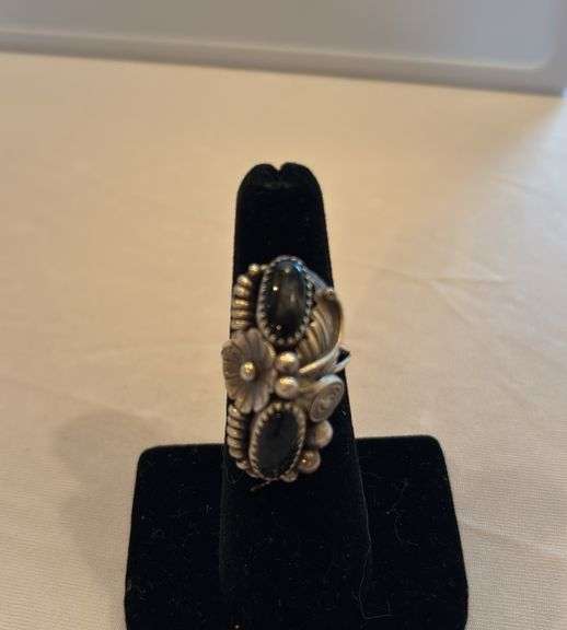 Sterling Silver Onyx Flower ring, size approximately 7 image