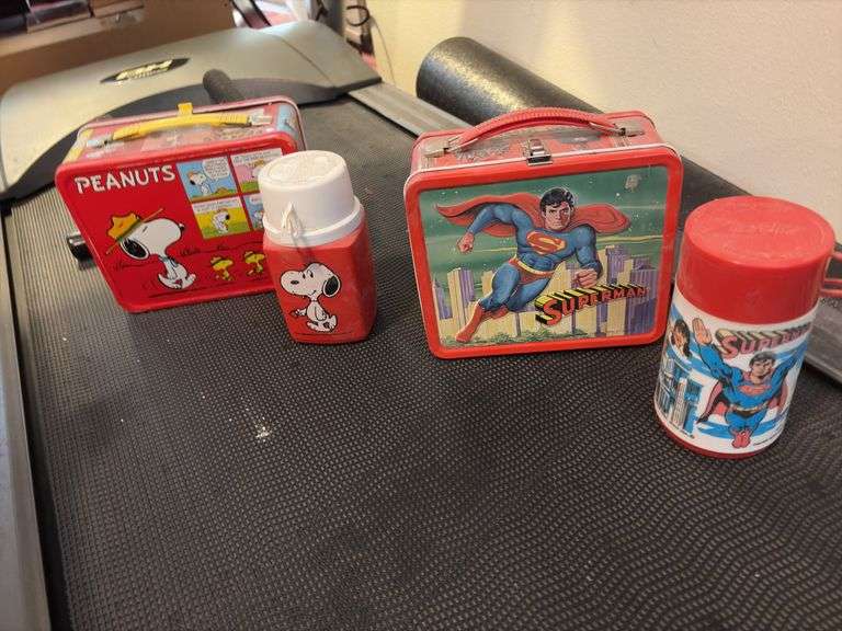 Superman & Peanuts lunchboxes w/ thermoses image