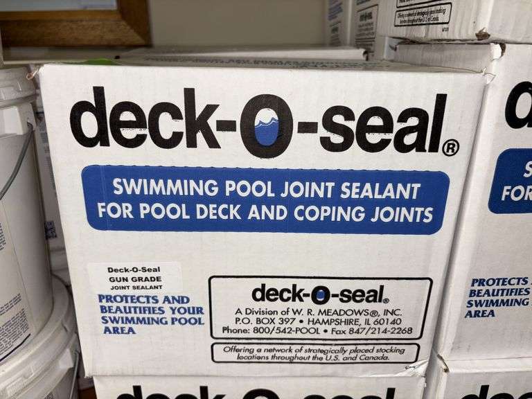 Deck-o-seal swimming pool joint sealant gun grade image