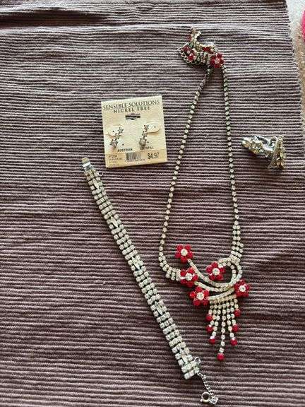 Bling necklaces/earrings and bracelet image
