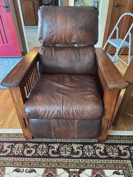 Leather Mission Oak recliner chair image