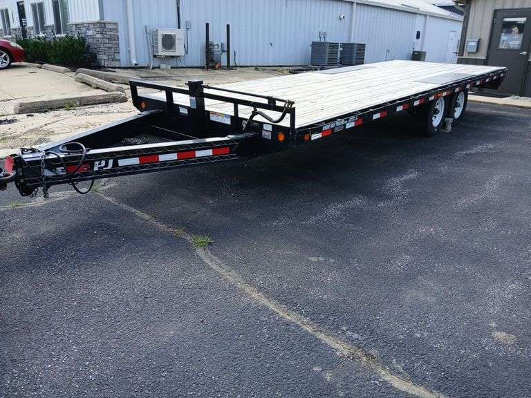2018 PJ Trailers 8 x 22 deck over trailer 14000#, pintle and ball hitches, one ramp w/ trailer WIRE TRANSFER REQUIRED image