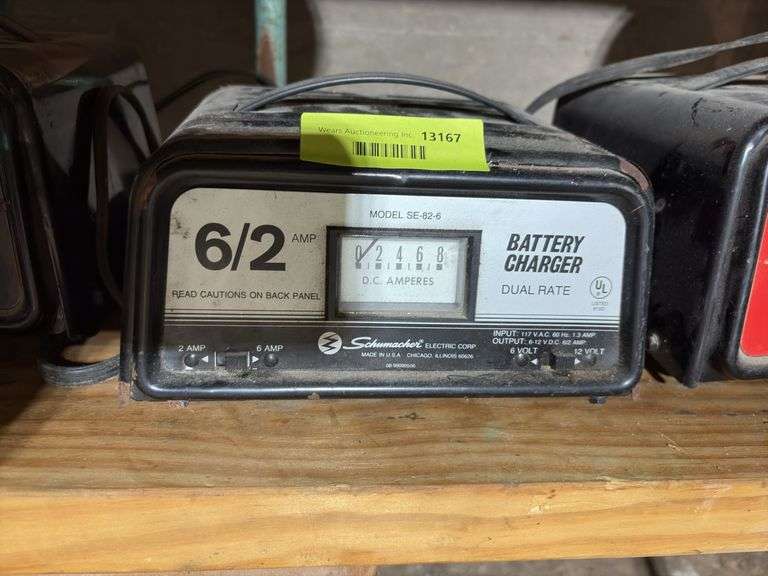 Schumacher 6/2 amp battery charger Model SE-82-6 image