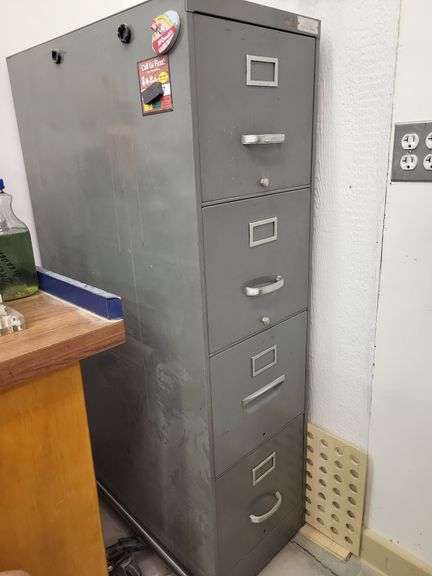 4 drawer 14x28x52 pickup towards end please image
